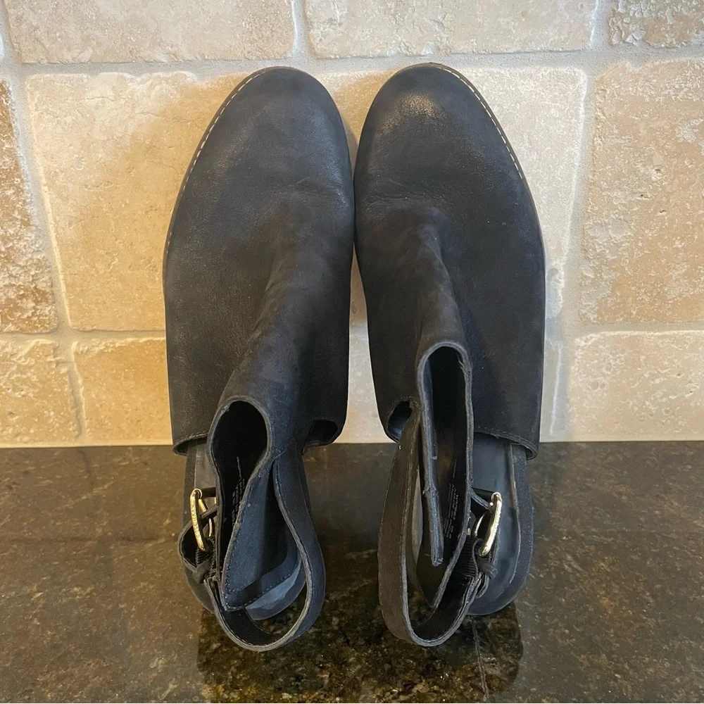 Cole Haan Women's‎ 10 B Black Leather Pippa Block Heel Bootie